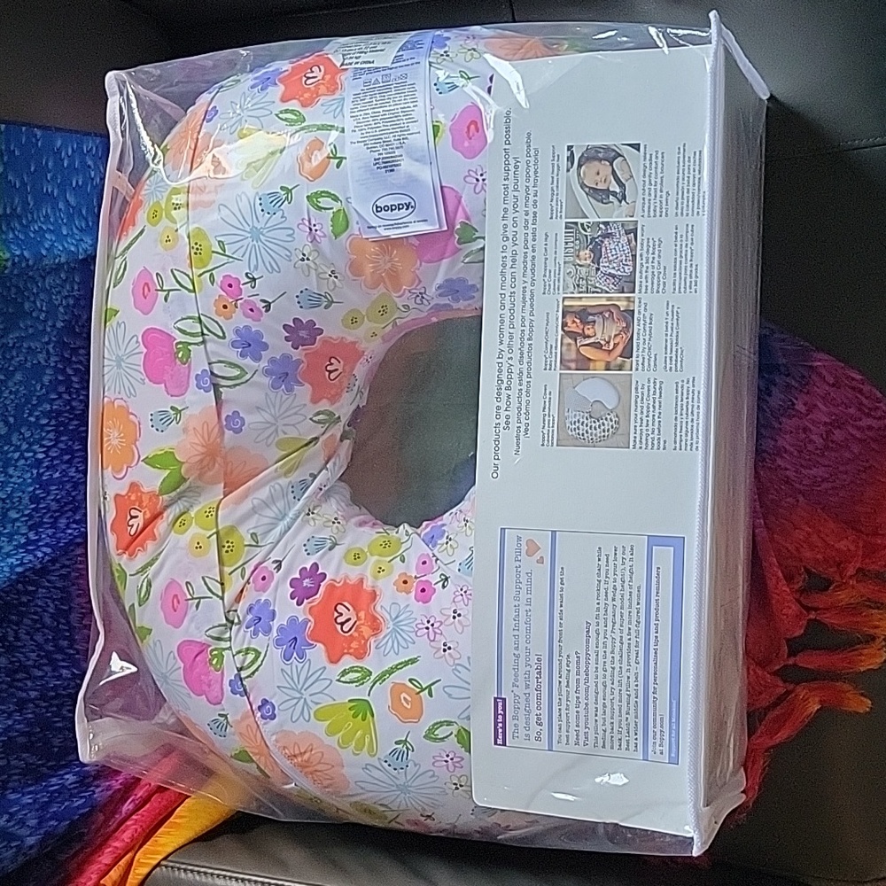 🆕️ Boppy Pillow /Original Nursing Support . - Picture 3 of 7